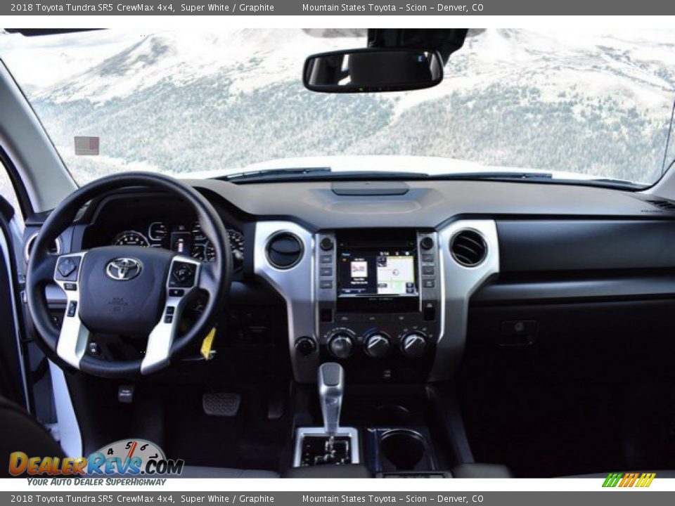 2018 Toyota Tundra SR5 CrewMax 4x4 Super White / Graphite Photo #13