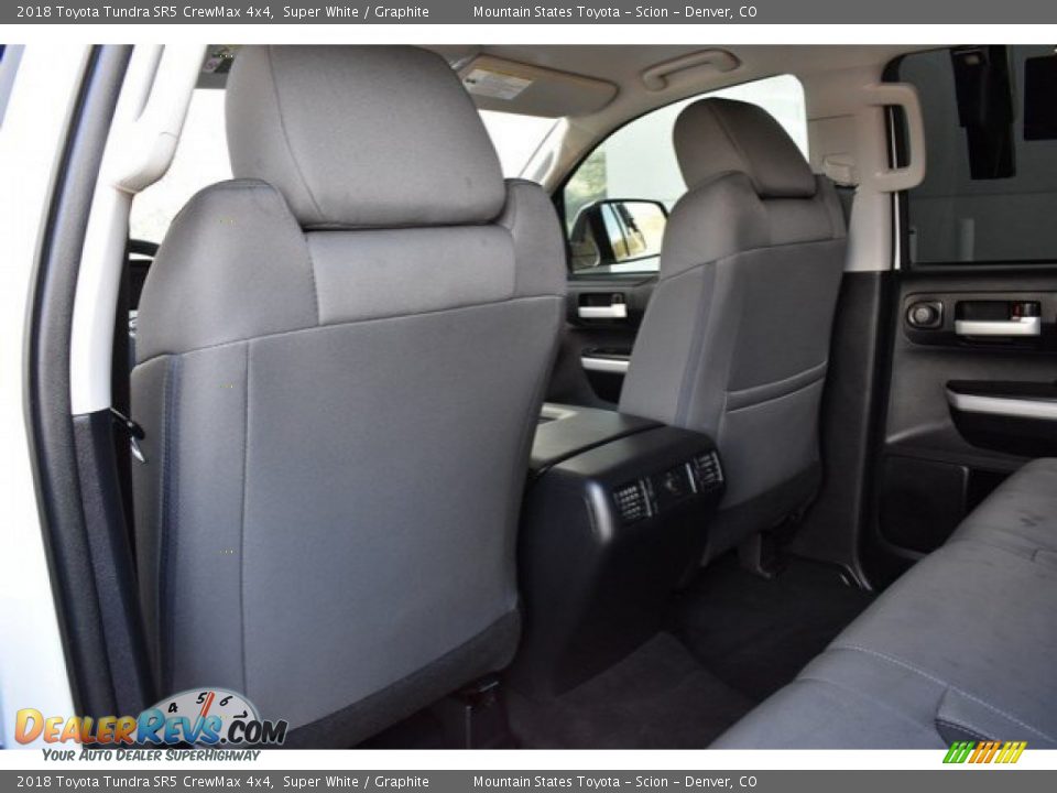 2018 Toyota Tundra SR5 CrewMax 4x4 Super White / Graphite Photo #19