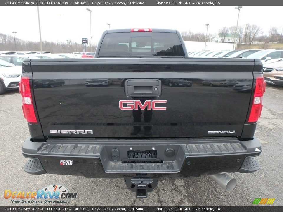 2019 GMC Sierra 2500HD Denali Crew Cab 4WD Onyx Black / Cocoa/Dark Sand Photo #6