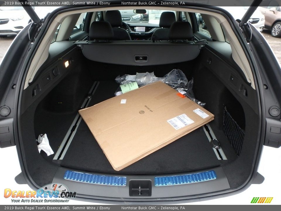 2019 Buick Regal TourX Essence AWD Trunk Photo #7