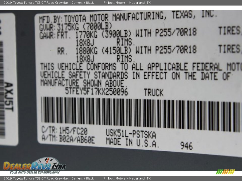 2019 Toyota Tundra TSS Off Road CrewMax Cement / Black Photo #32