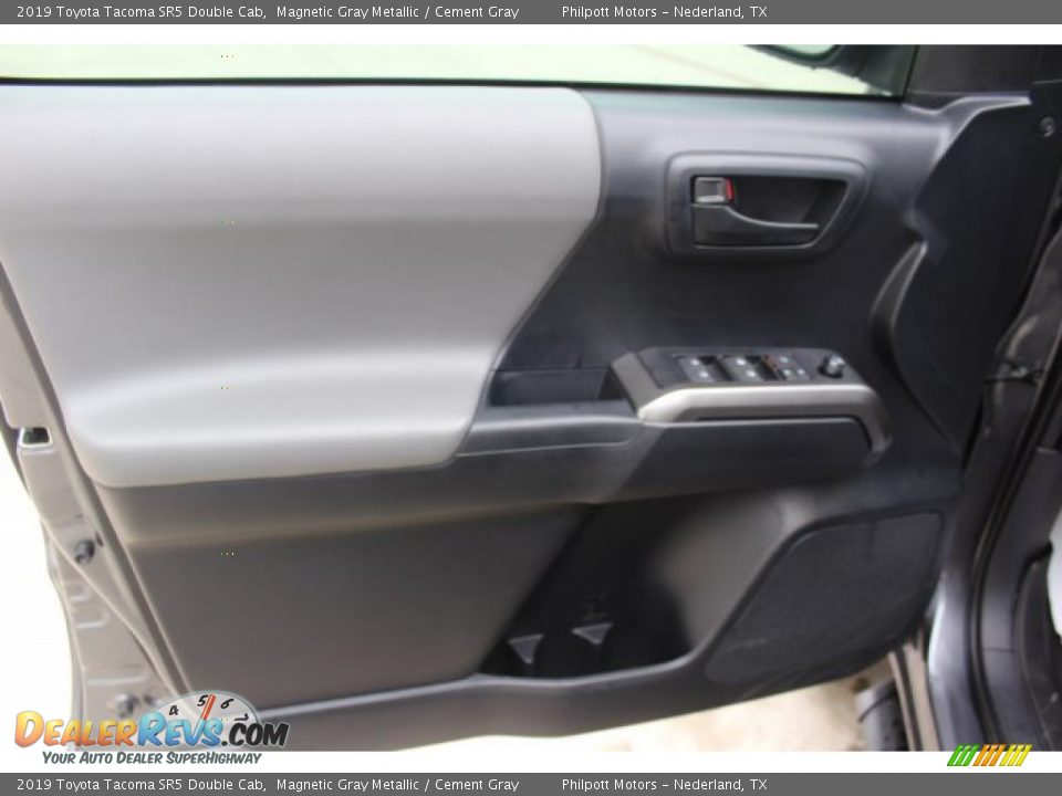 2019 Toyota Tacoma SR5 Double Cab Magnetic Gray Metallic / Cement Gray Photo #8