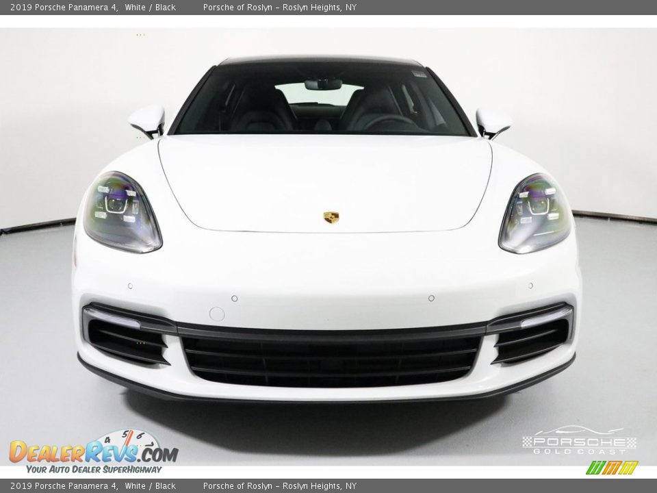 2019 Porsche Panamera 4 White / Black Photo #2