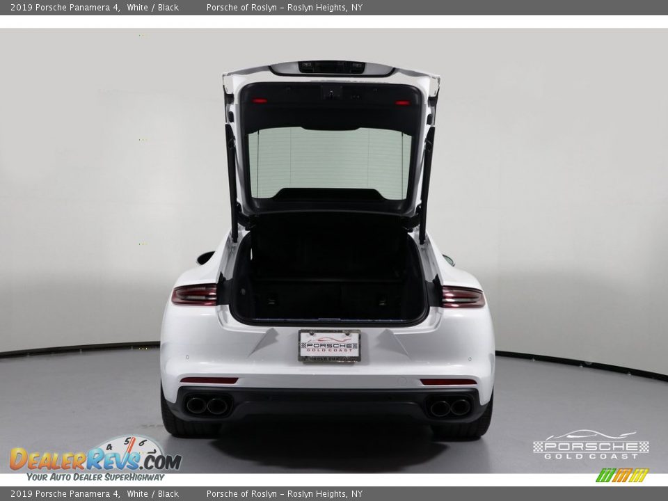 2019 Porsche Panamera 4 White / Black Photo #7
