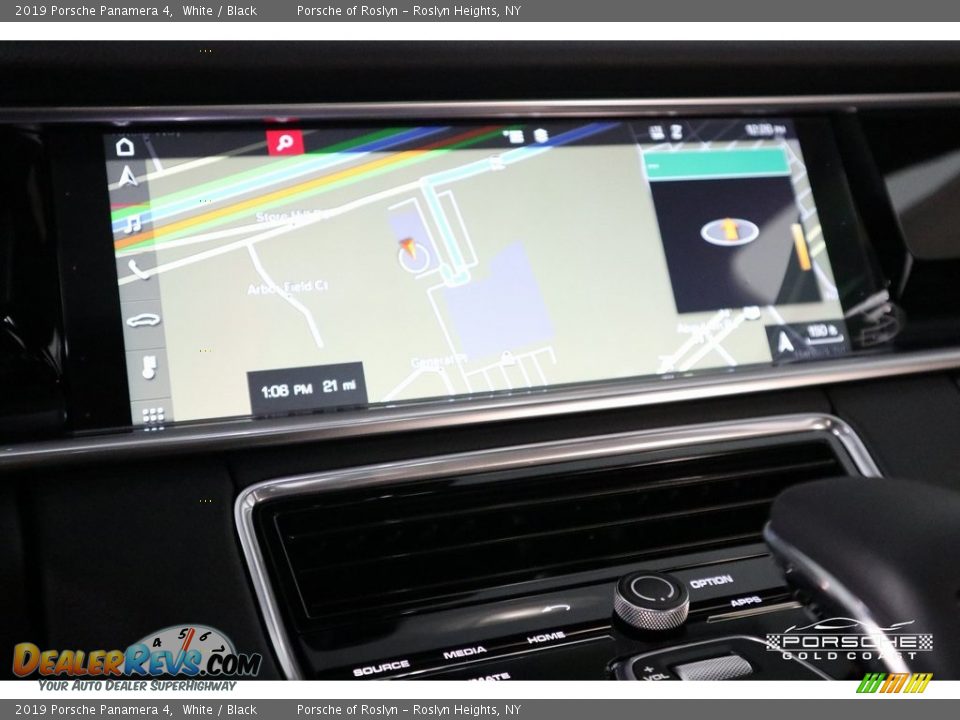 2019 Porsche Panamera 4 White / Black Photo #20