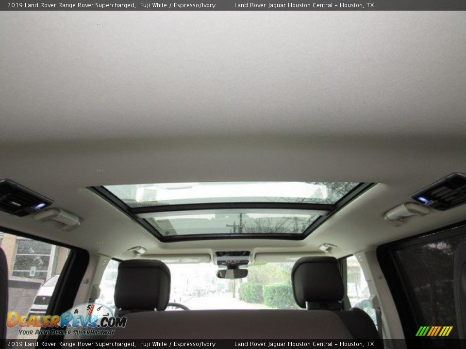 2019 Land Rover Range Rover Supercharged Fuji White / Espresso/Ivory Photo #18