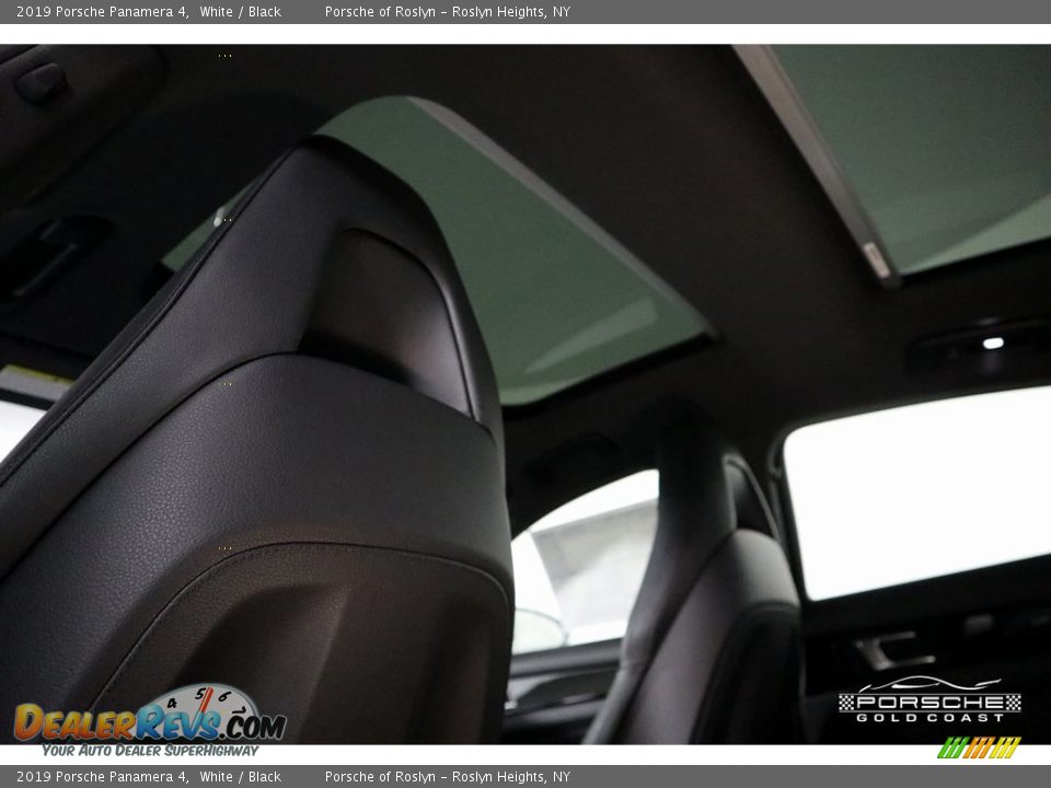 2019 Porsche Panamera 4 White / Black Photo #28