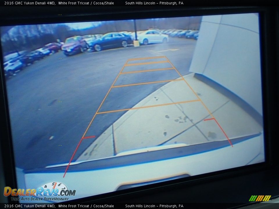 2016 GMC Yukon Denali 4WD White Frost Tricoat / Cocoa/Shale Photo #25