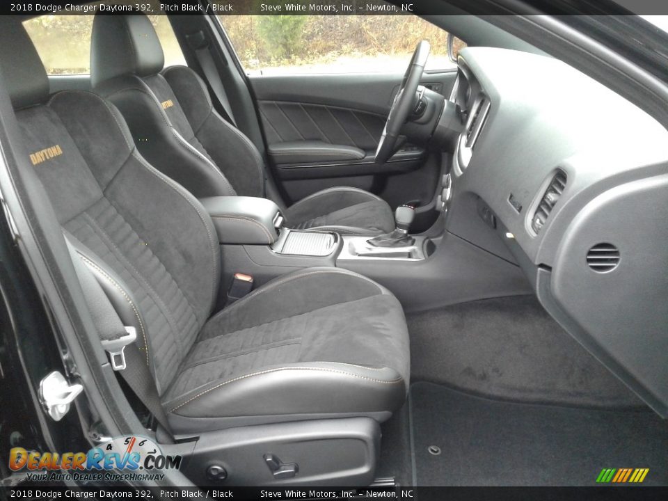 2018 Dodge Charger Daytona 392 Pitch Black / Black Photo #15