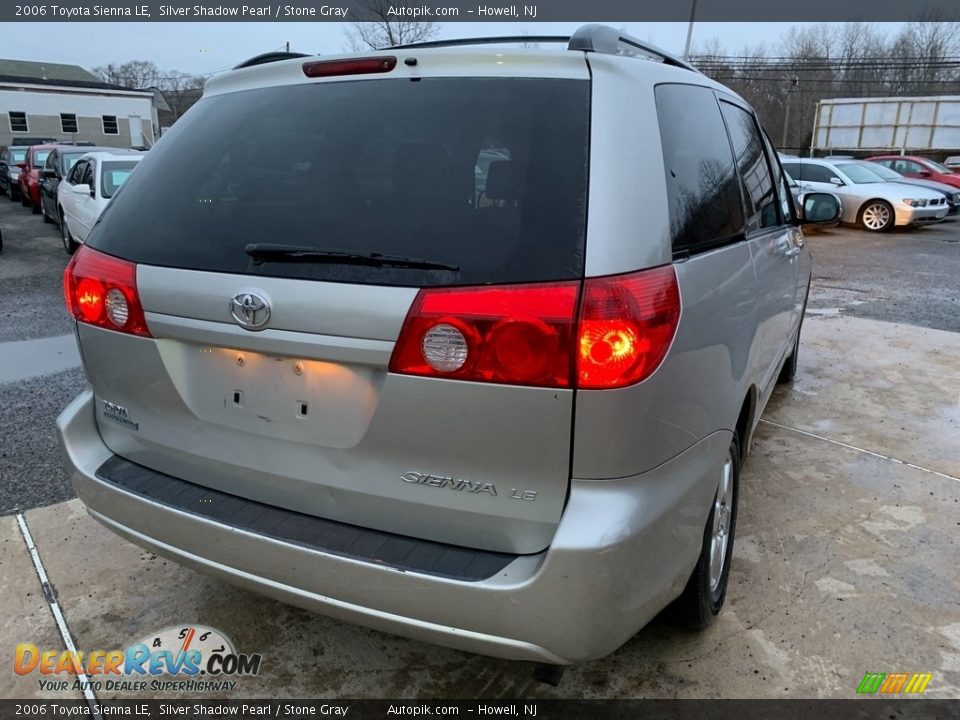 2006 Toyota Sienna LE Silver Shadow Pearl / Stone Gray Photo #7