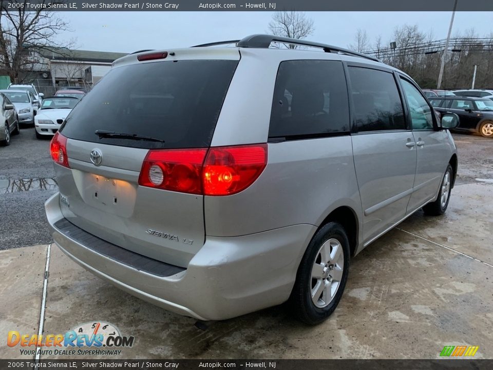 2006 Toyota Sienna LE Silver Shadow Pearl / Stone Gray Photo #8