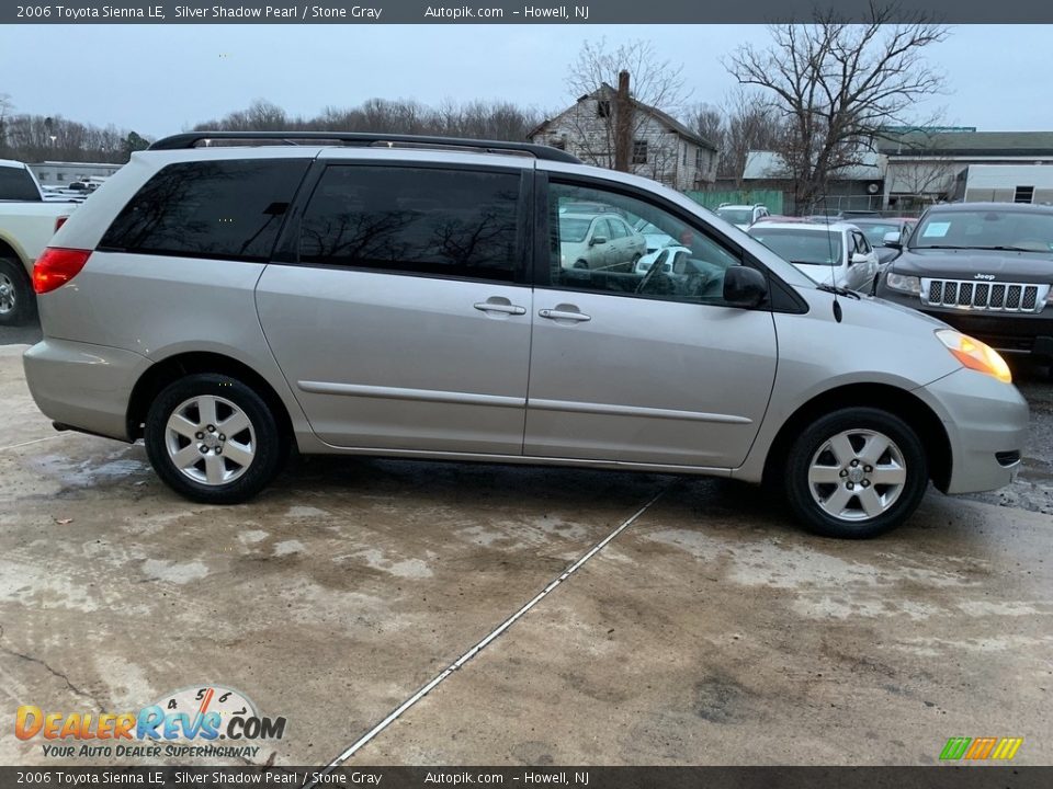 2006 Toyota Sienna LE Silver Shadow Pearl / Stone Gray Photo #9