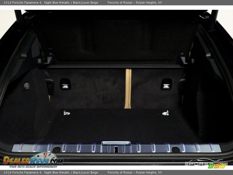 2019 Porsche Panamera 4 Night Blue Metallic / Black/Luxor Beige Photo #8
