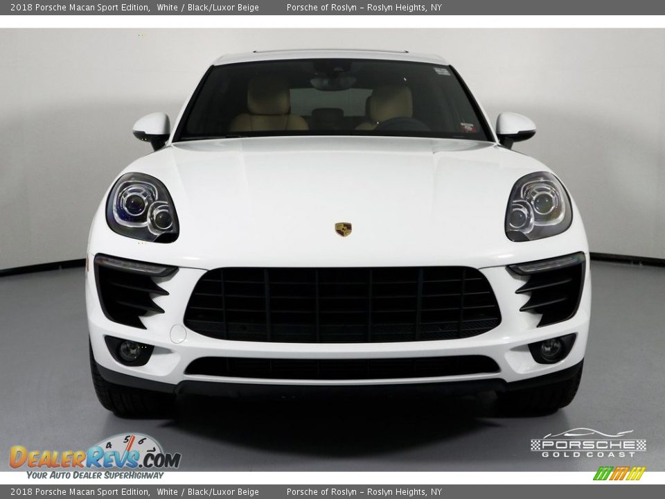 2018 Porsche Macan Sport Edition White / Black/Luxor Beige Photo #2