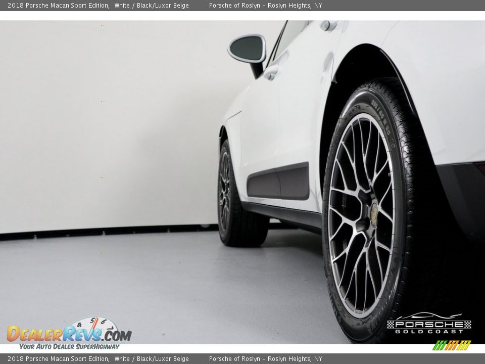 2018 Porsche Macan Sport Edition White / Black/Luxor Beige Photo #5