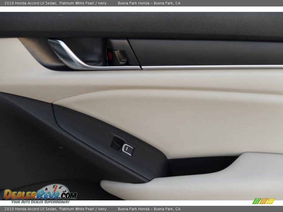 2019 Honda Accord LX Sedan Platinum White Pearl / Ivory Photo #21