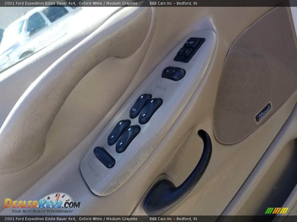 2001 Ford Expedition Eddie Bauer 4x4 Oxford White / Medium Graphite Photo #9