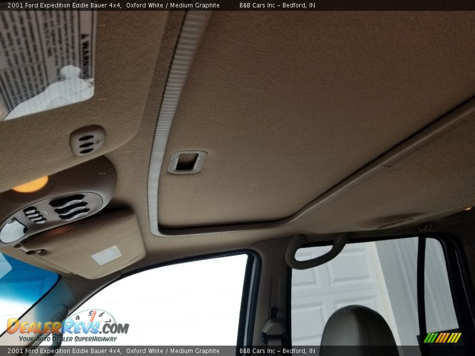 2001 Ford Expedition Eddie Bauer 4x4 Oxford White / Medium Graphite Photo #13