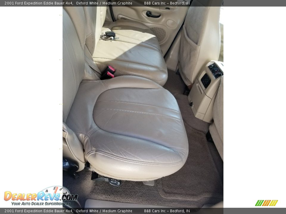 2001 Ford Expedition Eddie Bauer 4x4 Oxford White / Medium Graphite Photo #17