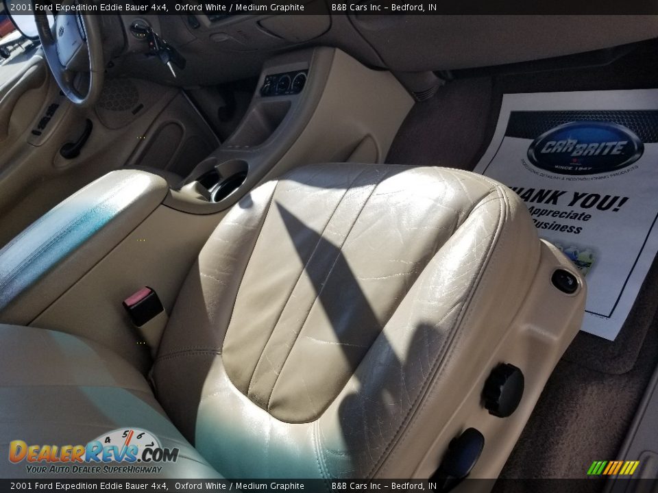 2001 Ford Expedition Eddie Bauer 4x4 Oxford White / Medium Graphite Photo #19