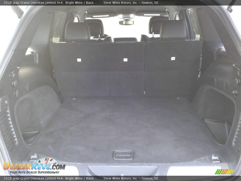 2018 Jeep Grand Cherokee Limited 4x4 Bright White / Black Photo #13