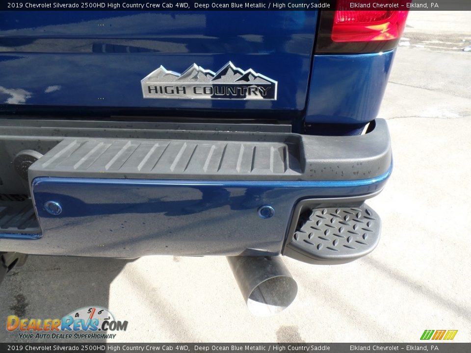 2019 Chevrolet Silverado 2500HD High Country Crew Cab 4WD Deep Ocean Blue Metallic / High Country Saddle Photo #12