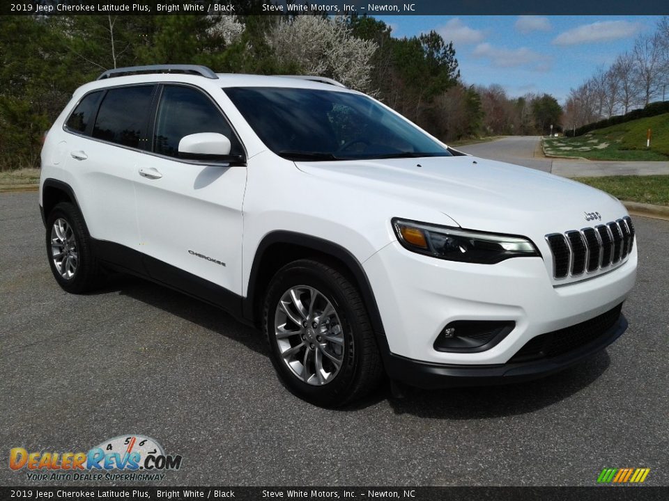 2019 Jeep Cherokee Latitude Plus Bright White / Black Photo #4