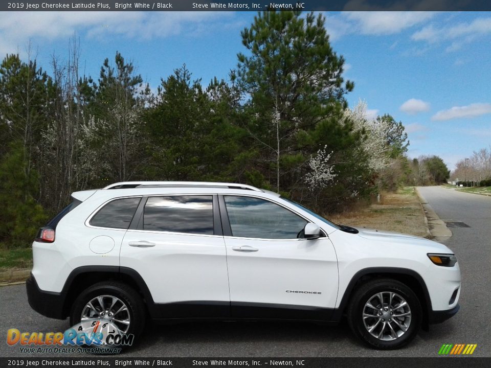 2019 Jeep Cherokee Latitude Plus Bright White / Black Photo #5