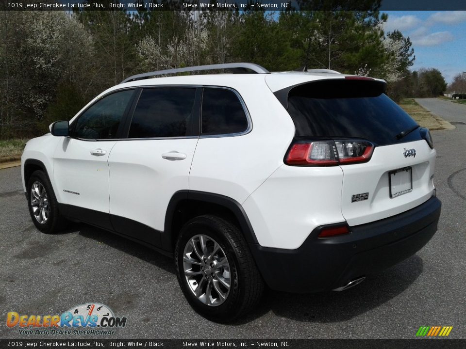2019 Jeep Cherokee Latitude Plus Bright White / Black Photo #8