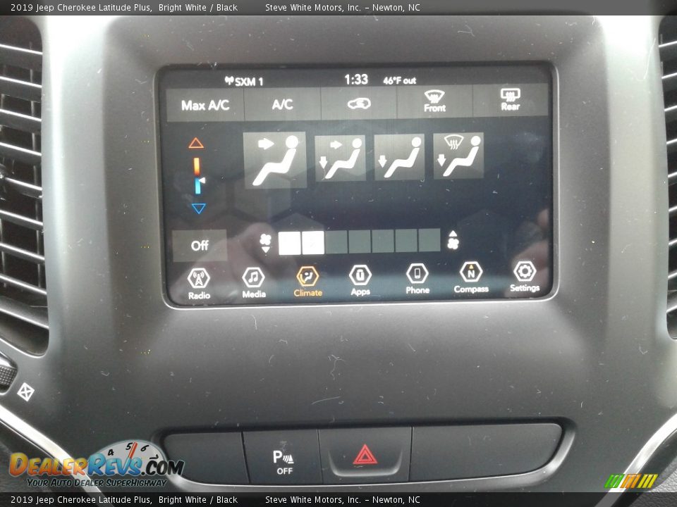 2019 Jeep Cherokee Latitude Plus Bright White / Black Photo #22