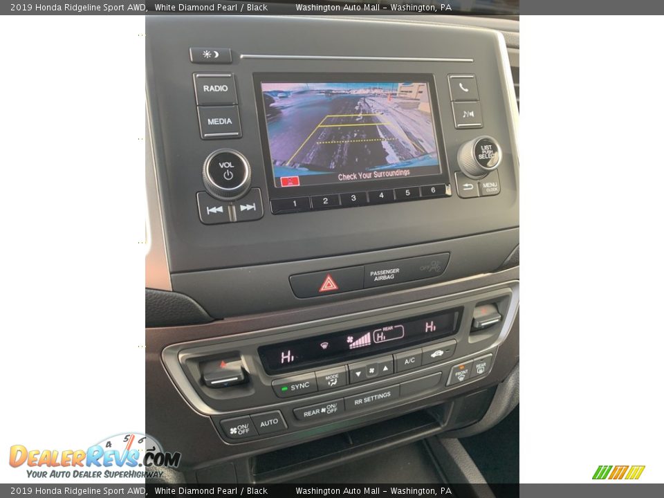 2019 Honda Ridgeline Sport AWD White Diamond Pearl / Black Photo #32
