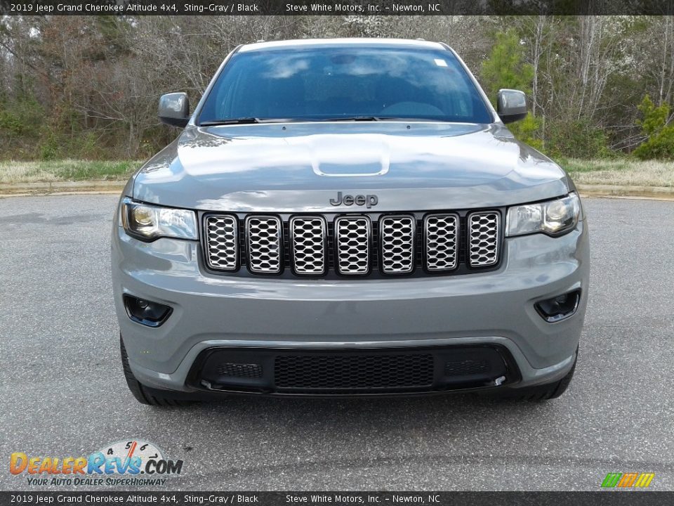 2019 Jeep Grand Cherokee Altitude 4x4 Sting-Gray / Black Photo #3