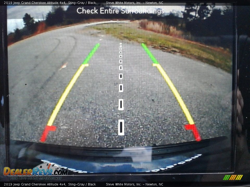 2019 Jeep Grand Cherokee Altitude 4x4 Sting-Gray / Black Photo #23