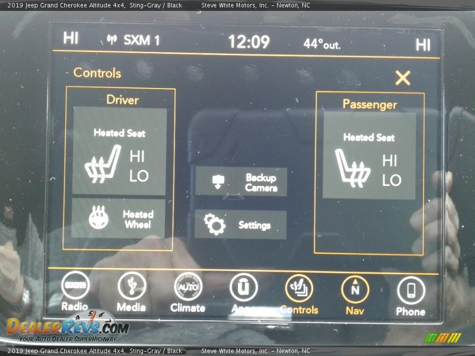 2019 Jeep Grand Cherokee Altitude 4x4 Sting-Gray / Black Photo #26