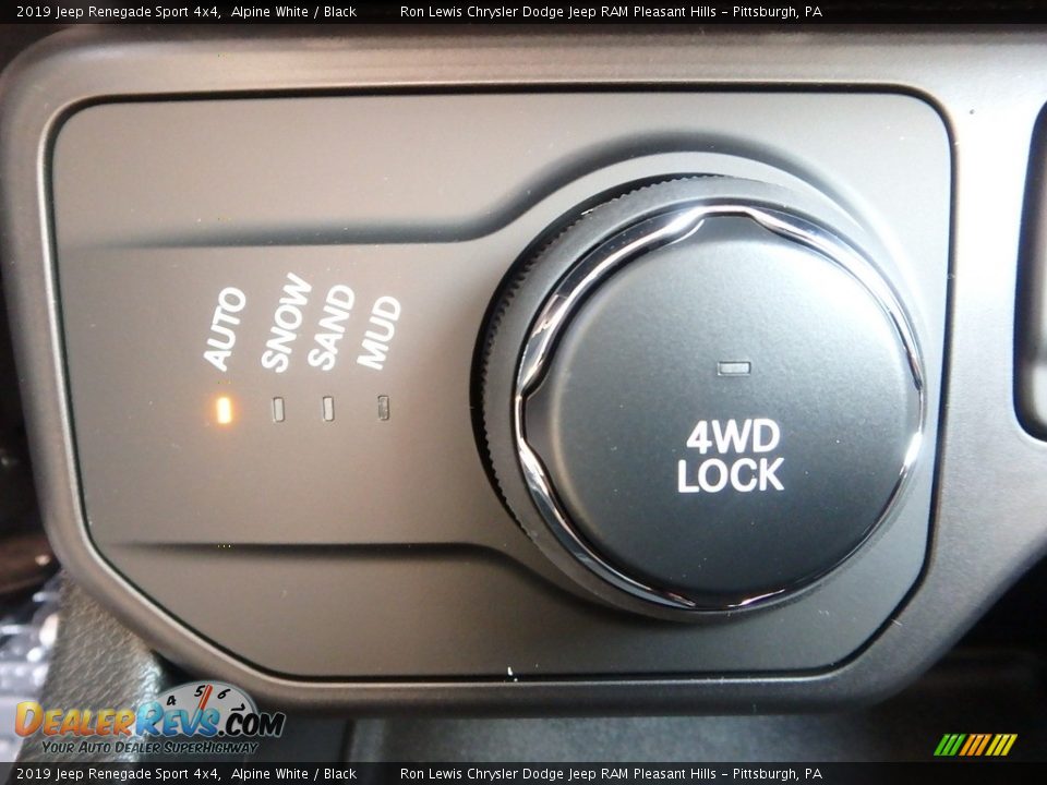 2019 Jeep Renegade Sport 4x4 Alpine White / Black Photo #20