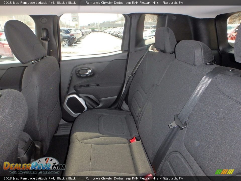 2018 Jeep Renegade Latitude 4x4 Black / Black Photo #12