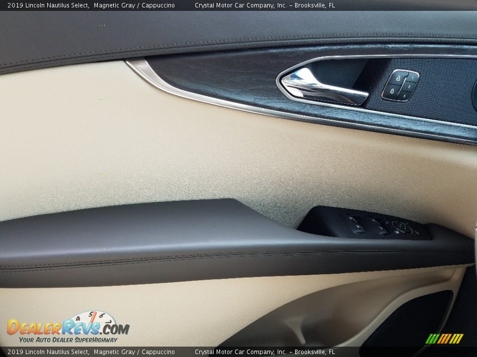 2019 Lincoln Nautilus Select Magnetic Gray / Cappuccino Photo #17