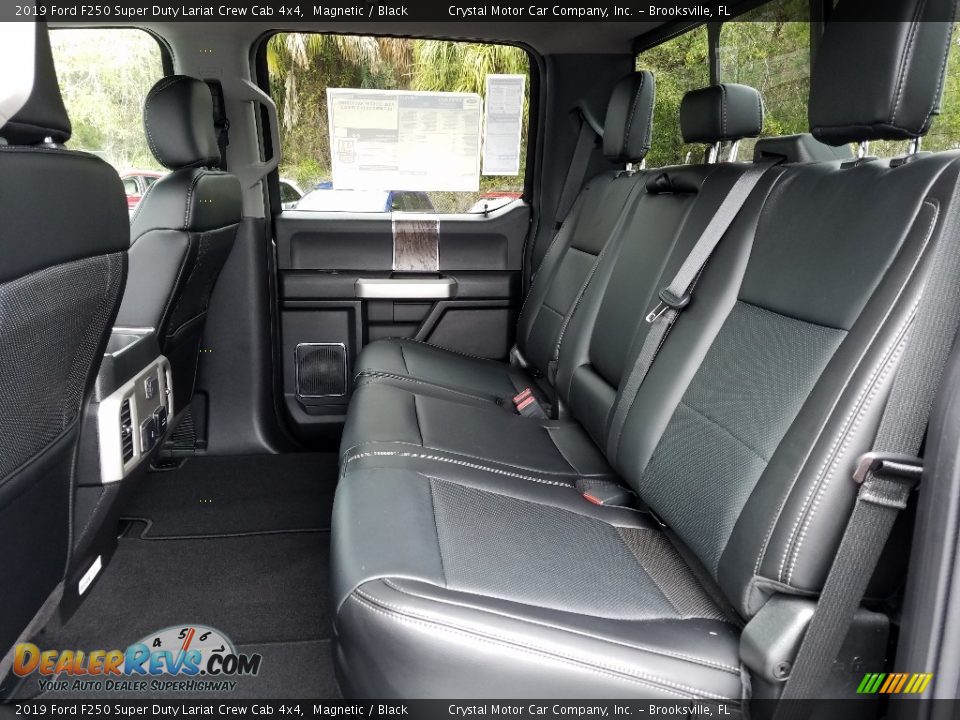 2019 Ford F250 Super Duty Lariat Crew Cab 4x4 Magnetic / Black Photo #10
