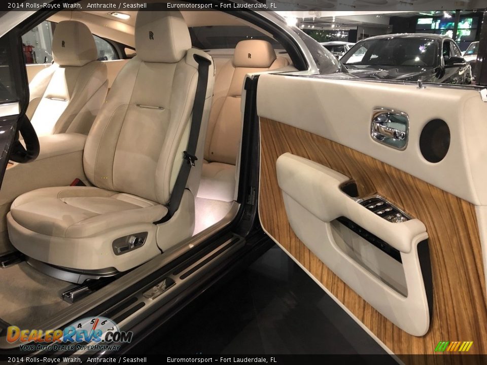 Door Panel of 2014 Rolls-Royce Wraith  Photo #2