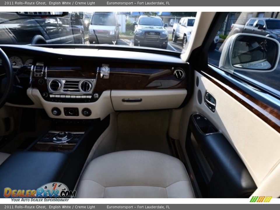 2011 Rolls-Royce Ghost English White / Creme Light Photo #21