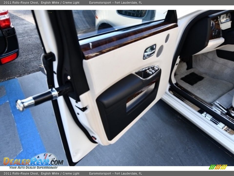 2011 Rolls-Royce Ghost English White / Creme Light Photo #33