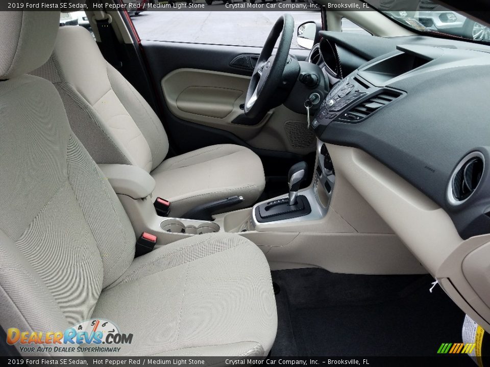 2019 Ford Fiesta SE Sedan Hot Pepper Red / Medium Light Stone Photo #12