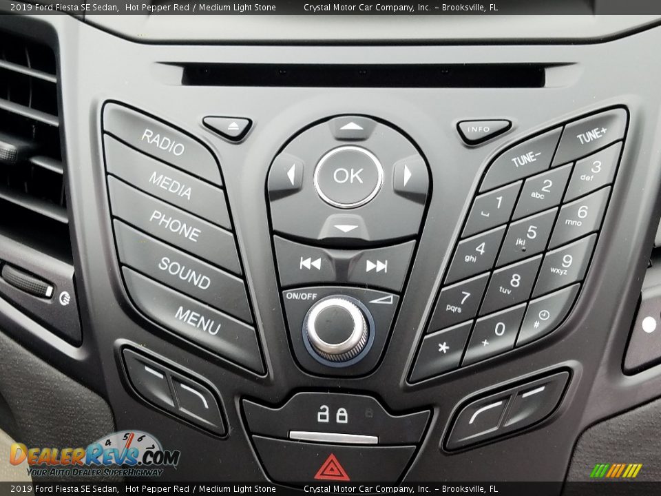 2019 Ford Fiesta SE Sedan Hot Pepper Red / Medium Light Stone Photo #15