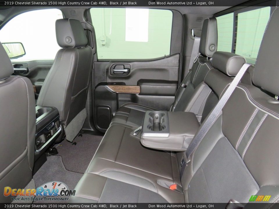 2019 Chevrolet Silverado 1500 High Country Crew Cab 4WD Black / Jet Black Photo #33