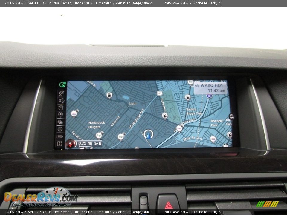 2016 BMW 5 Series 535i xDrive Sedan Imperial Blue Metallic / Venetian Beige/Black Photo #24