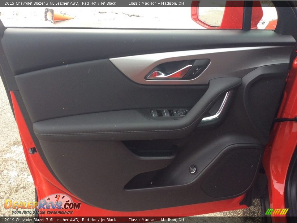 2019 Chevrolet Blazer 3.6L Leather AWD Red Hot / Jet Black Photo #8