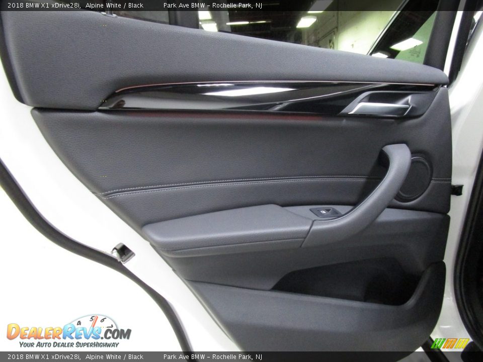 2018 BMW X1 xDrive28i Alpine White / Black Photo #10
