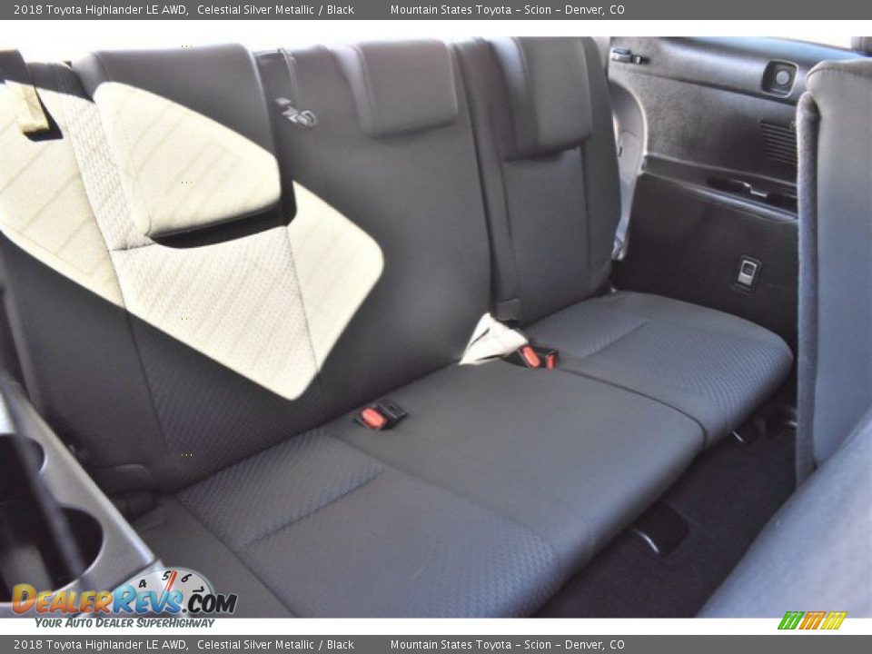 2018 Toyota Highlander LE AWD Celestial Silver Metallic / Black Photo #24