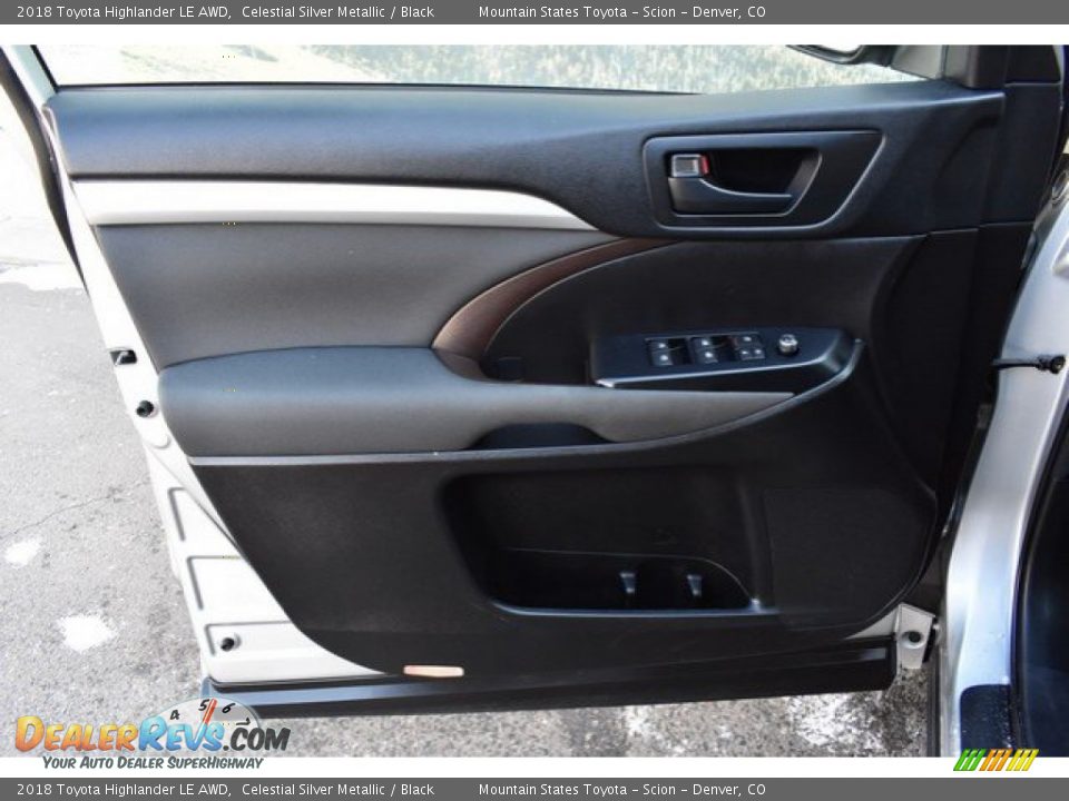 2018 Toyota Highlander LE AWD Celestial Silver Metallic / Black Photo #25