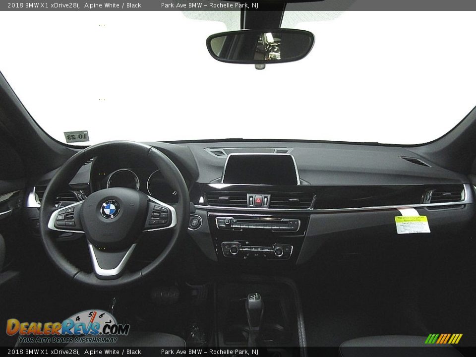 2018 BMW X1 xDrive28i Alpine White / Black Photo #22